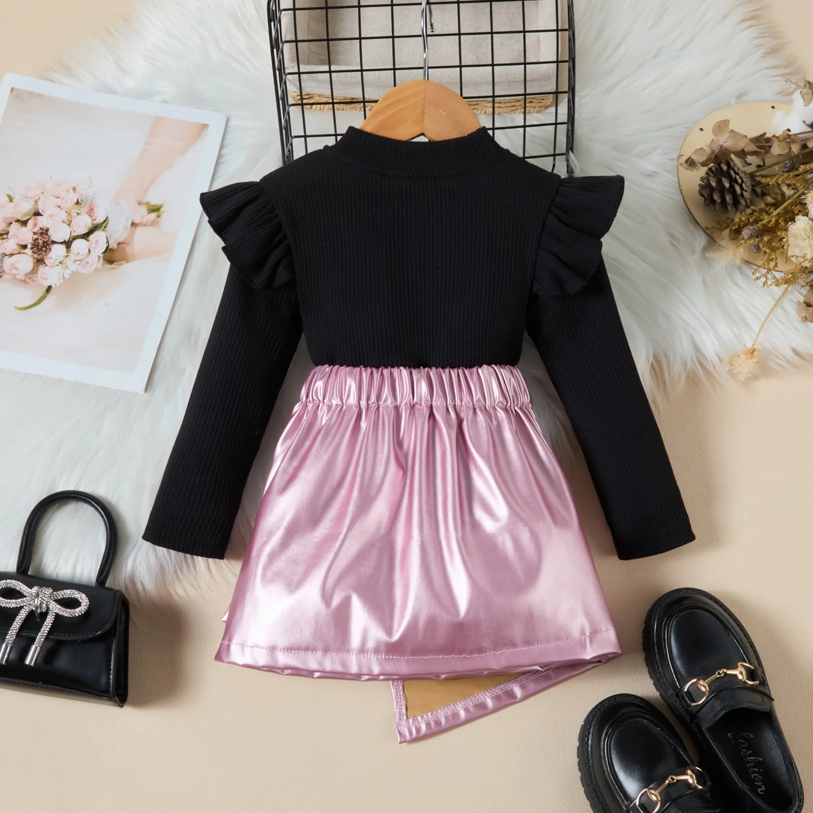 European American Fall/Winter Fashion Girls Top with Flying Sleeves Solid Color and Pu Bow Irregular Leather Skirt for Children