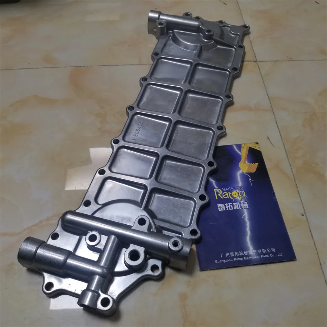 In stock Oil Cooler ME150453 ME054053 for 6D22 Engine
