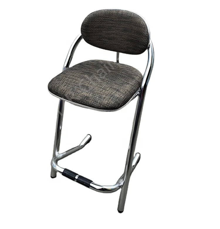 New Arrival Modern Rattan Chair Indoor Durable Metal Restaurant Simple Dining Chair Garden Furniture Rattan Bar Chair