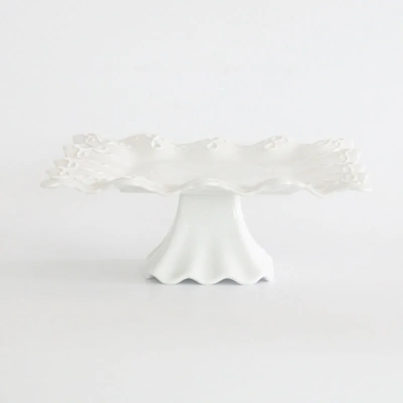 all kinds custom design wholesale kitchen cake tools lace emboss wavy rim display white ceramic cake stand