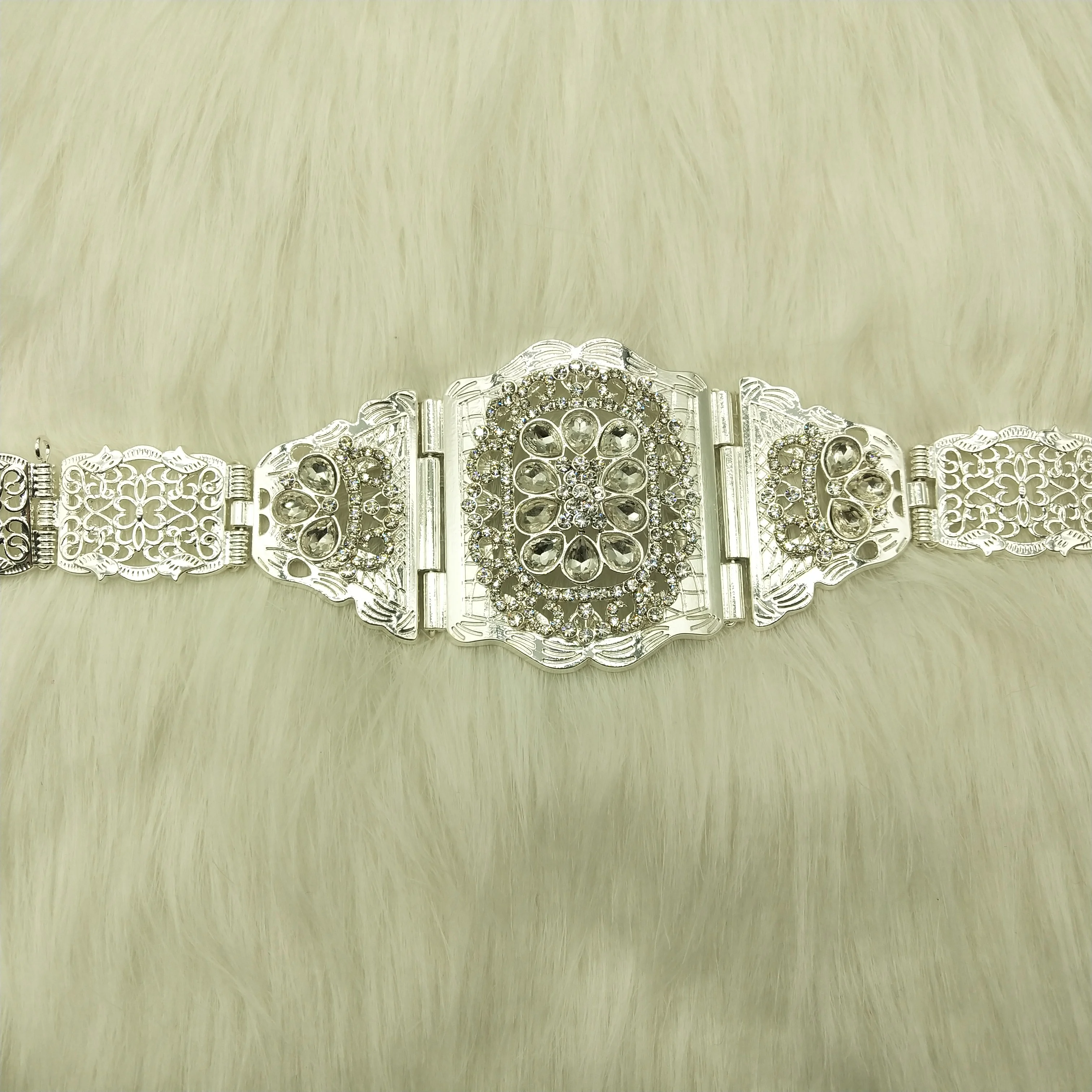 R Manufacturers of hot Arab wedding clothing accessories can be customized color full of rhinestone Moroccan belt