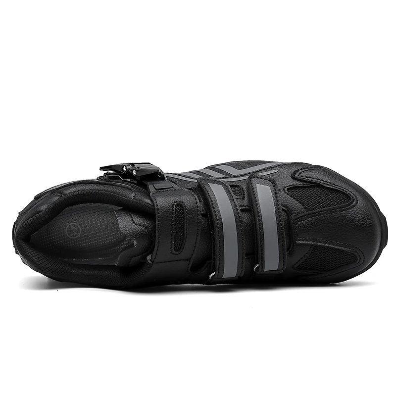 Lightweight breathable synthetic leather sports shoes for mountain anti slip bicycle manufacturers