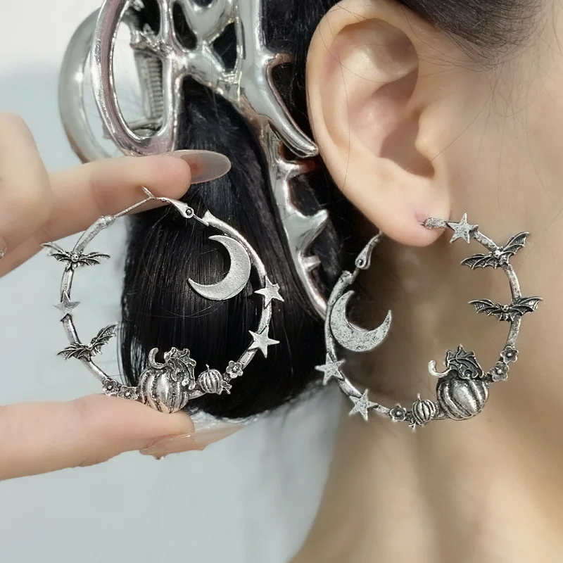 Halloween Cosplay Costume Accessories Halloween Bat Gothic Earring for Women Goth Style Moon Bat Pumpkin Dangling Hoop Earring