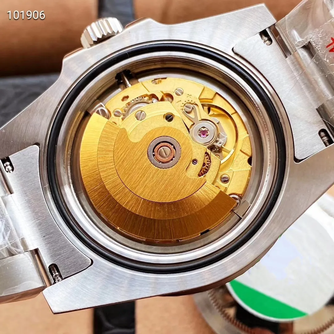 Diver luxury mechanical watch new Noob factory Luminous 126610LV ETA 2836 Movement 904L Steel 41mm Rollexables Hulk Brand Watch