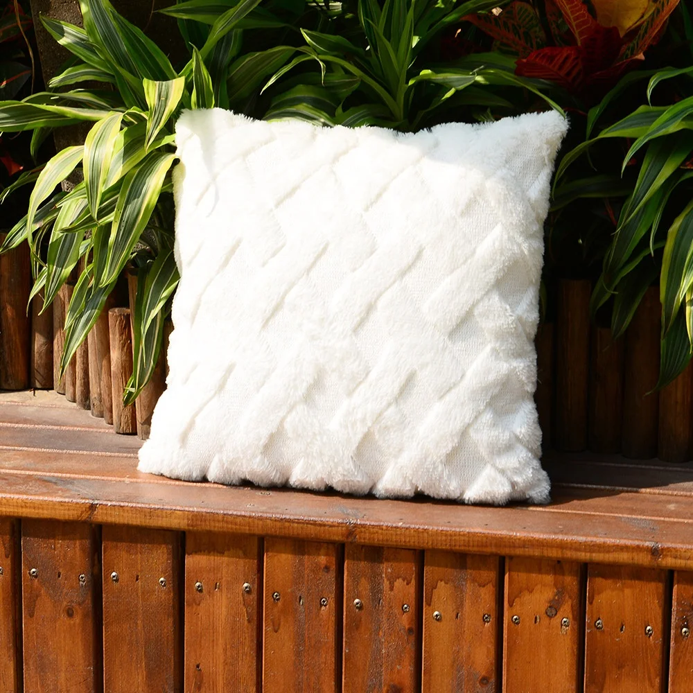 
Shinnwa latest design Luxury throw pillow case fur cushion cover for christmas 