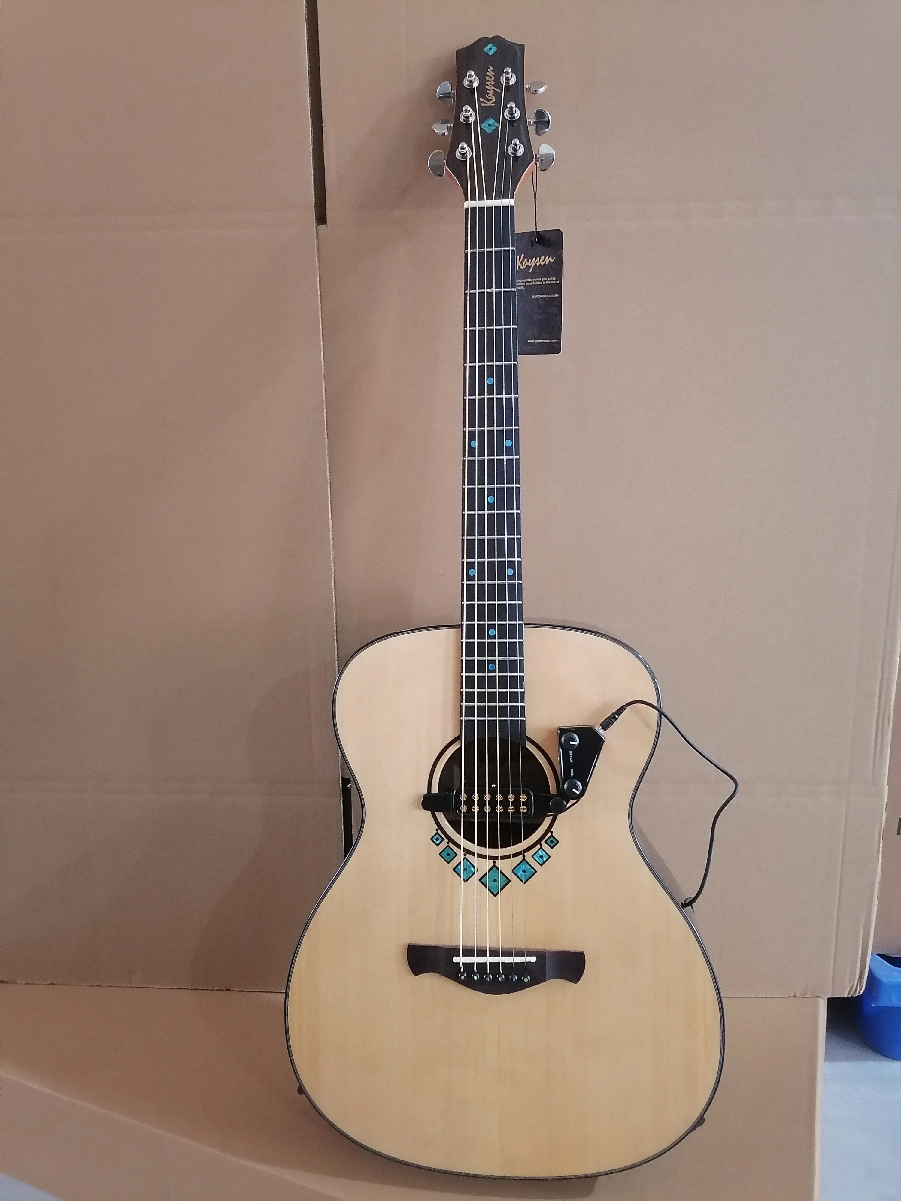 12 Sound Hole Magnetic Pickup Transducer with Tone and Volume Control, Suitable for Most Acoustic Guitar