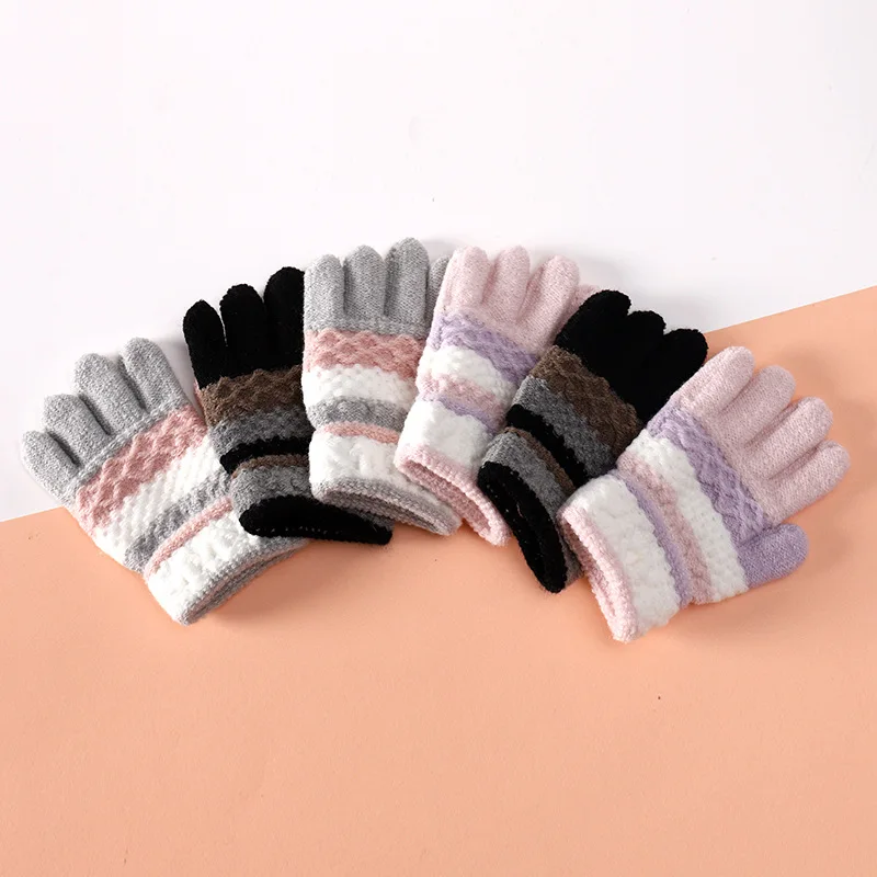 Cute Winter Striped Full Finger Knitted Warm Kids Children Mitten Glove for 3-8 Years Old Boys and Girls