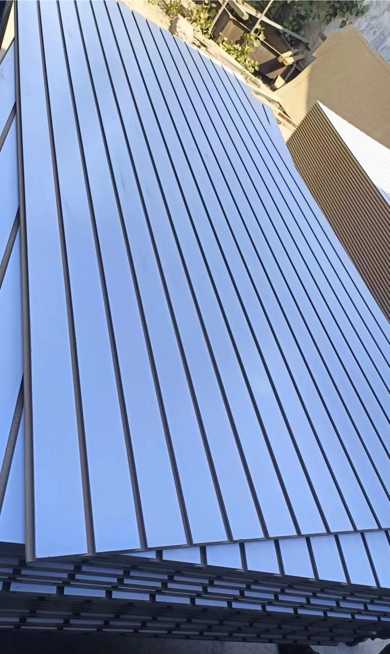 1220x2440 Grooved Slotted MDF Aluminum panels Slat Wall Decorative Slatwall for Store Display