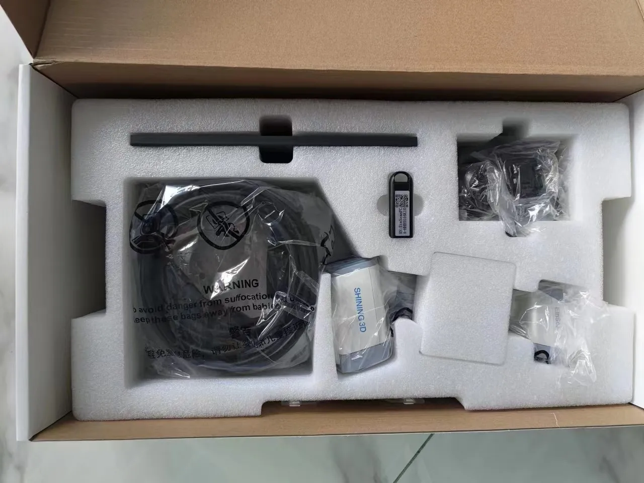 Factory Price Einscan H2 H Industrial Blue Laser Scanning Handheld Scanner Hybrid LED Laser For Cars Accessories Scanning