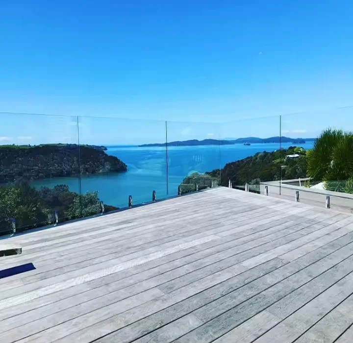 New Line Aluminum U Channel Glass Balustrade Balcony Railing Frameless Glass Balustrade Clamps Glass Balustrade System