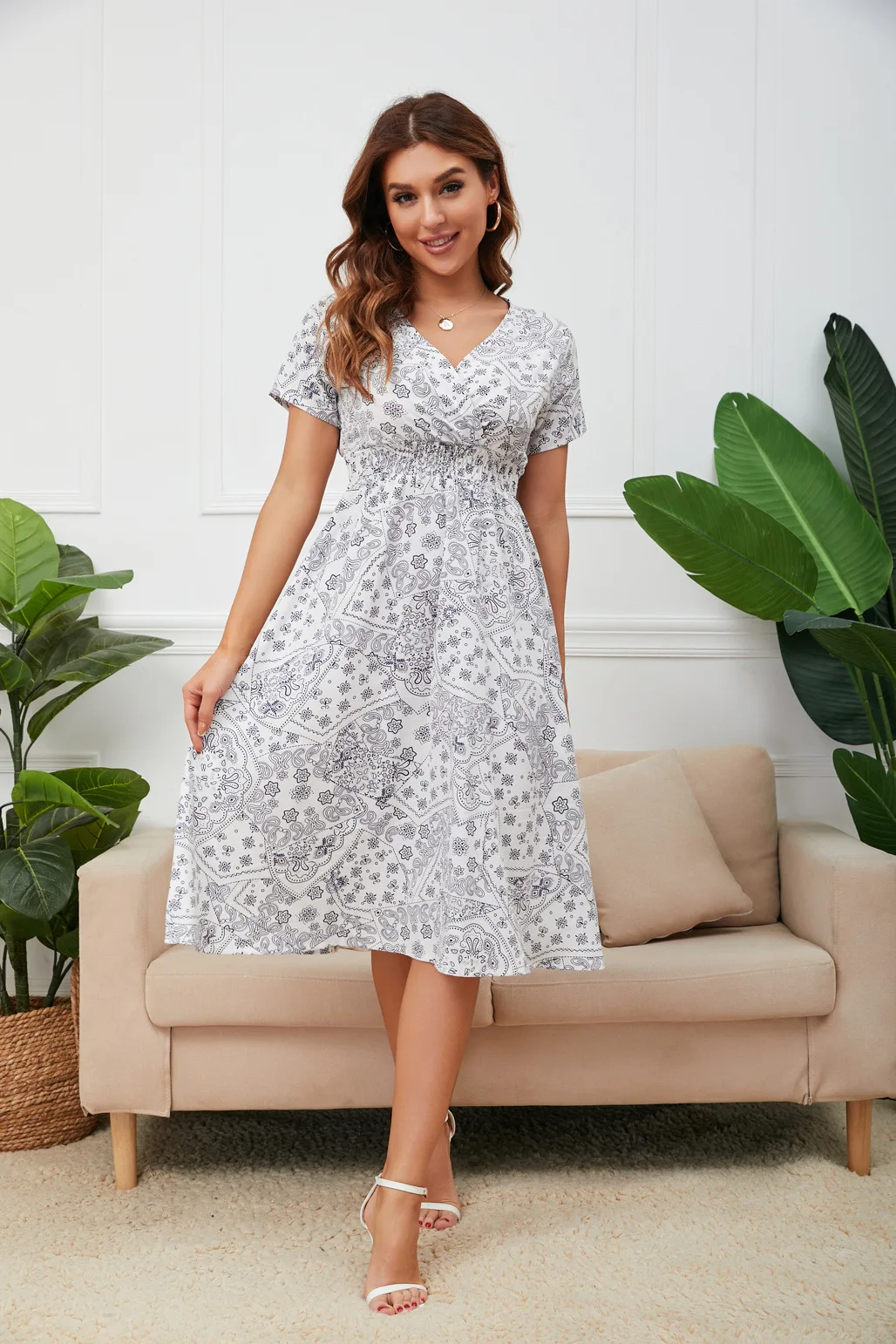 Spring Summer New Chiffon Beach Dress Printed V Neck Short Sleeve Dress Women Casual Bohemian Dress