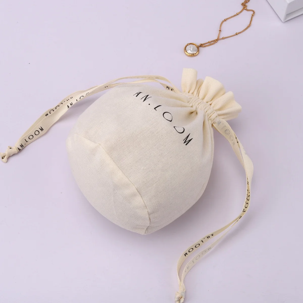 Custom Logo Printed Round Bottom Cotton Linen Candle Pouch Drawstring Muslin Gift Candle Packing Cotton Bag