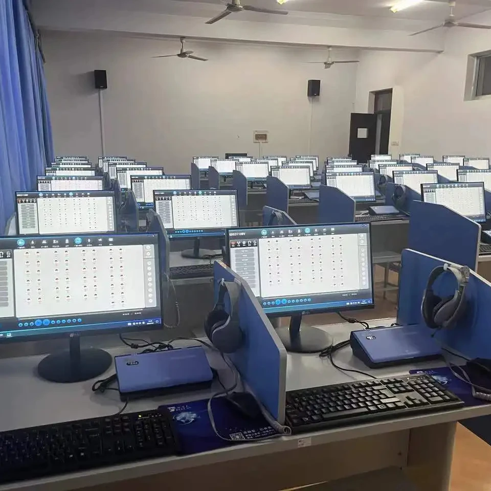 English Language Training with Digital Language Lab Software