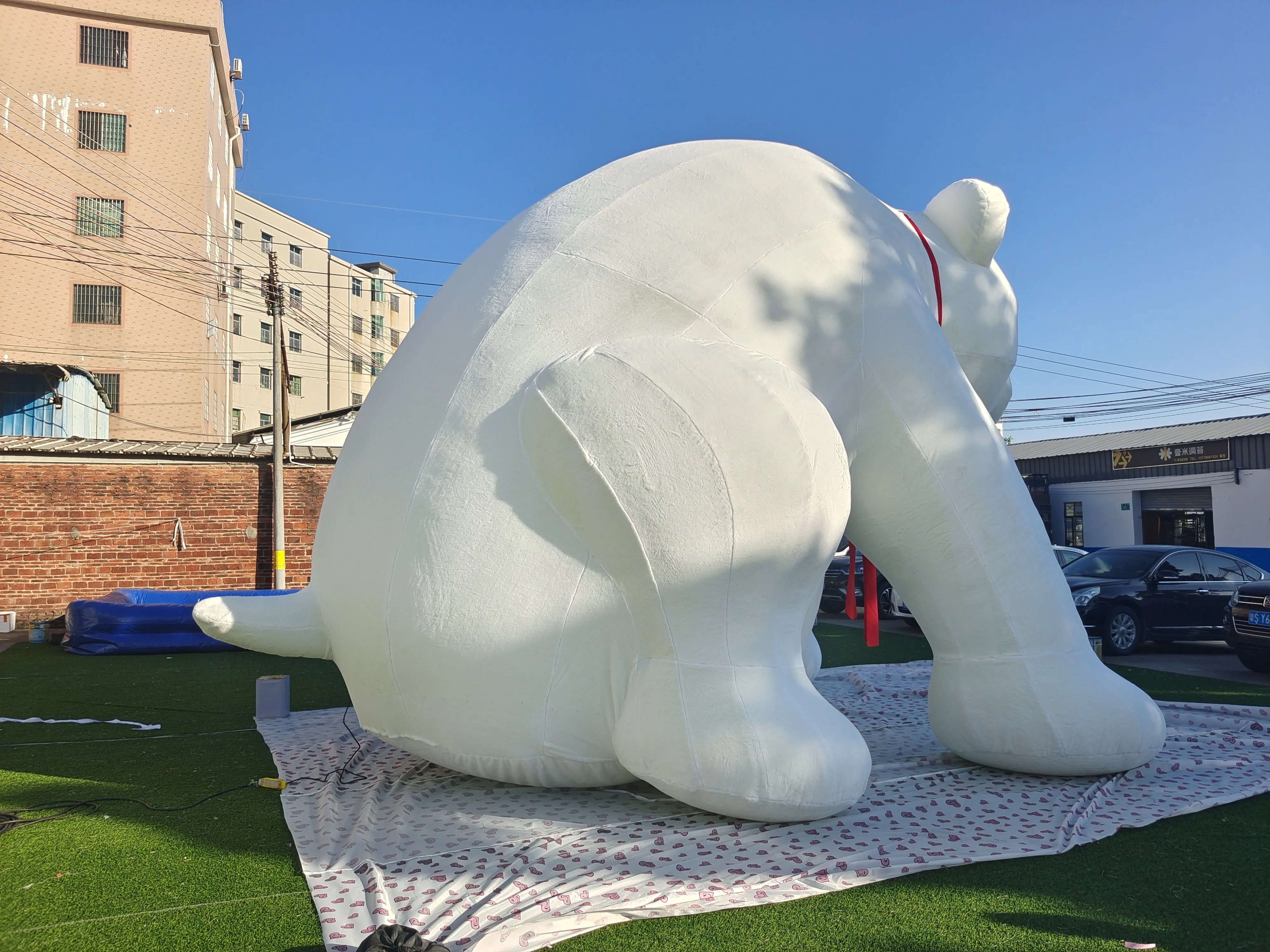 Christmas Decor Giant Inflatable Polar Bear Plush Inflatable Polar Bear Indoor Outdoor Advertising Large Inflatable Animal
