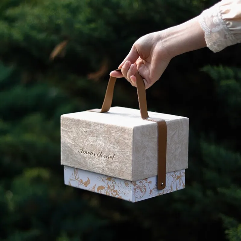 Buy Elegant Necklace Gifts Jewelry Cartons Packaging Gift Boxes Flowers and chocolate candles Candy portable gift boxes