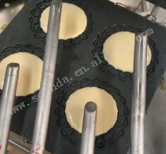 Factory Supply Adjustable Size and Thickness Automatic Obleas Making Machine Maquina Para Hacer Obleas