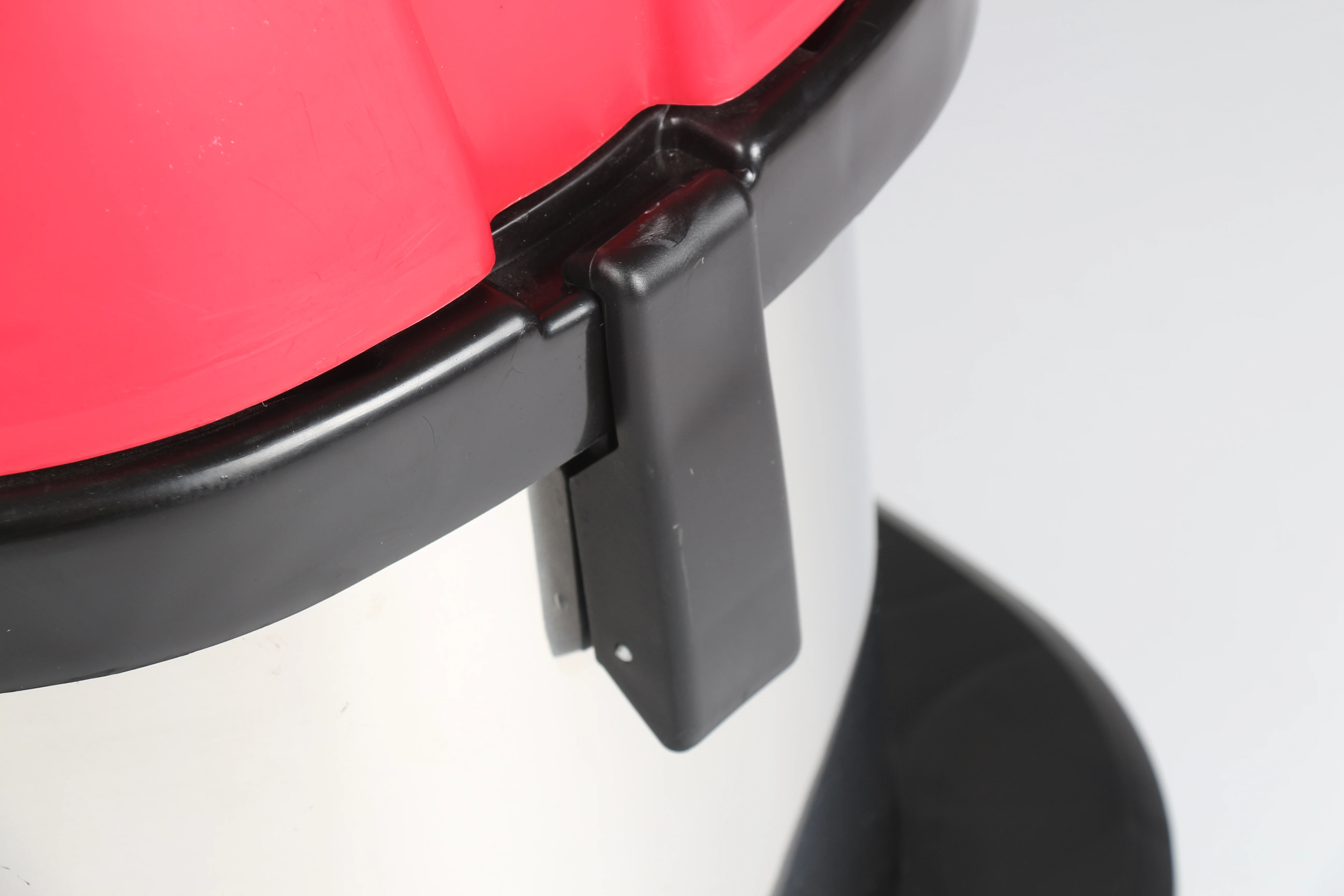 American-Style motor 1000W  30L Stainless Steel Wet And Dry Vacuum Cleaner For Home and car