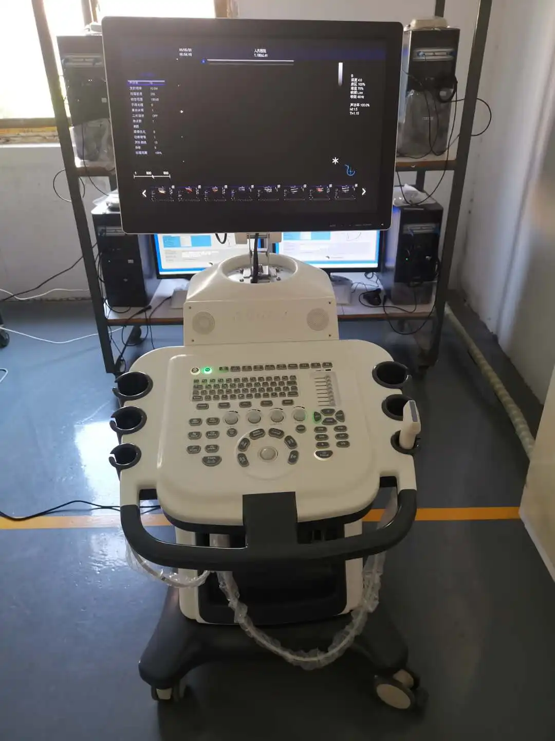 RUIHUA brand manufacturer OB GY and echo 3D  Cheap Color Doppler Ultrasound scanner