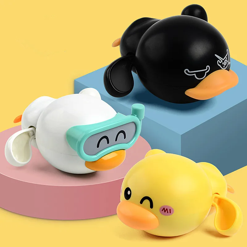 Duck Design Swimming Baby Shower Toys Eco-Friendly Plastic Bath Toy
