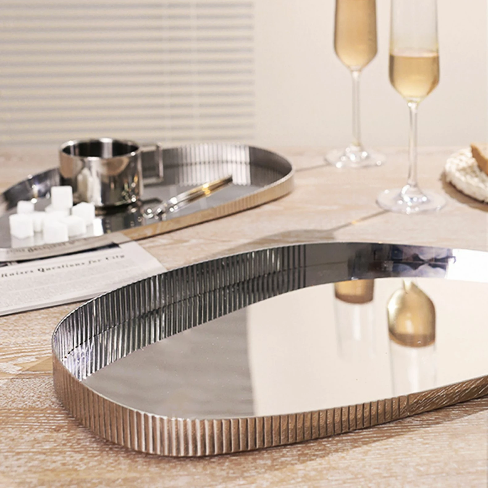 Modern Nordic Silver Luxury Irregular Creative Decorative Tray Serving Steel Tray For Home Decor Wedding Decor Hotel Serving