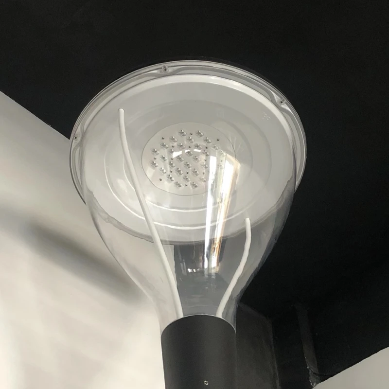 Modern simple design 3 years warranty aluminum outdoor pole light for garden