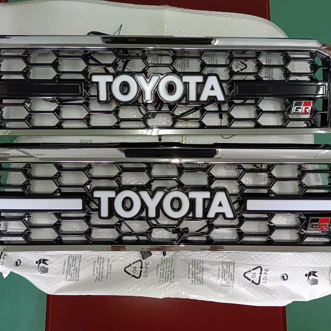 LINK-TO Modification Middle grill For TOYOTA LAND CRUISER FJ75 LC75