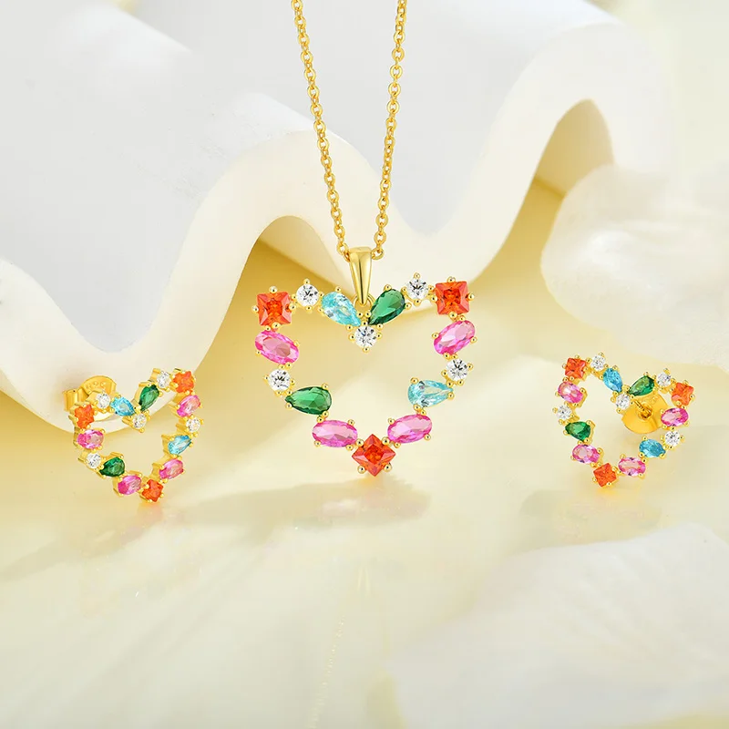 Wholesale Custom Brass Fashion Jewelry 18K Gold Plated Necklace Rainbow Colored Zirconia Heart Shape Pendent Necklace For Women