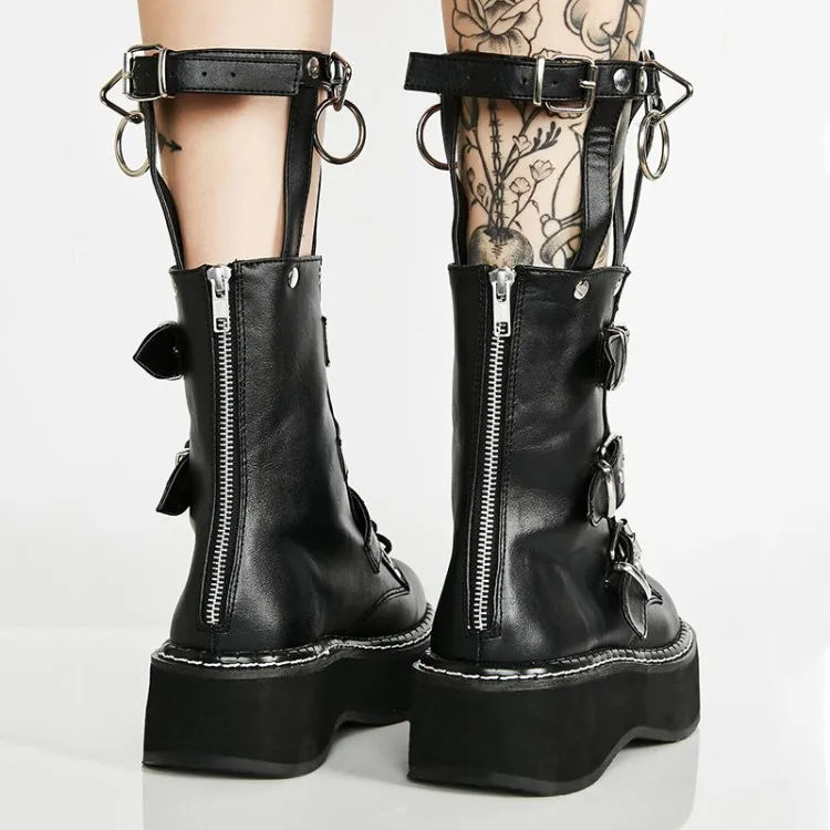 
LM5043 winter buckle with metal decorative fashion boots female leather back zipper rivet platform boots 