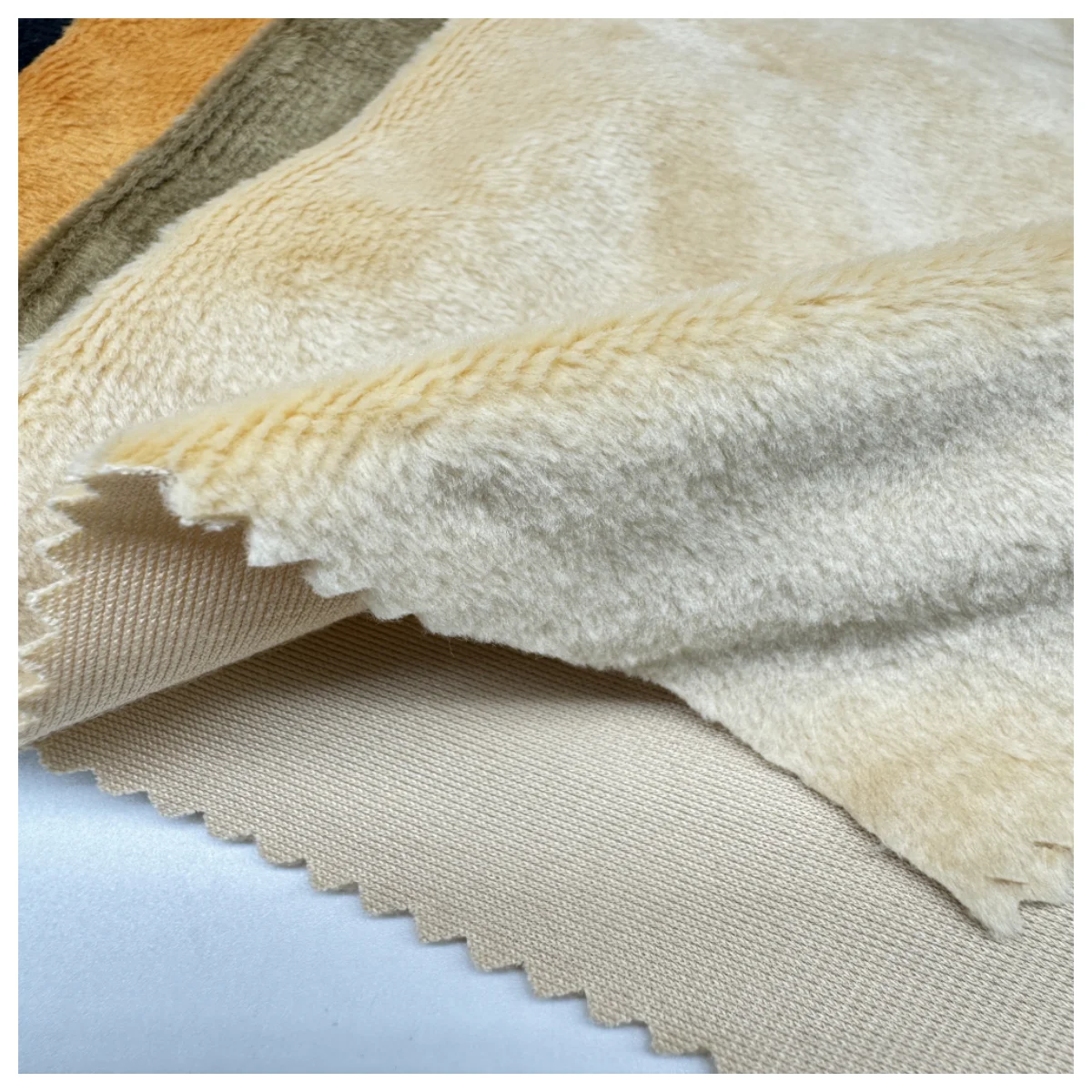 Plush  Fabric 100% Polyester Crystal Super Soft Velvet for Plush Toys, Pillow, Blankets