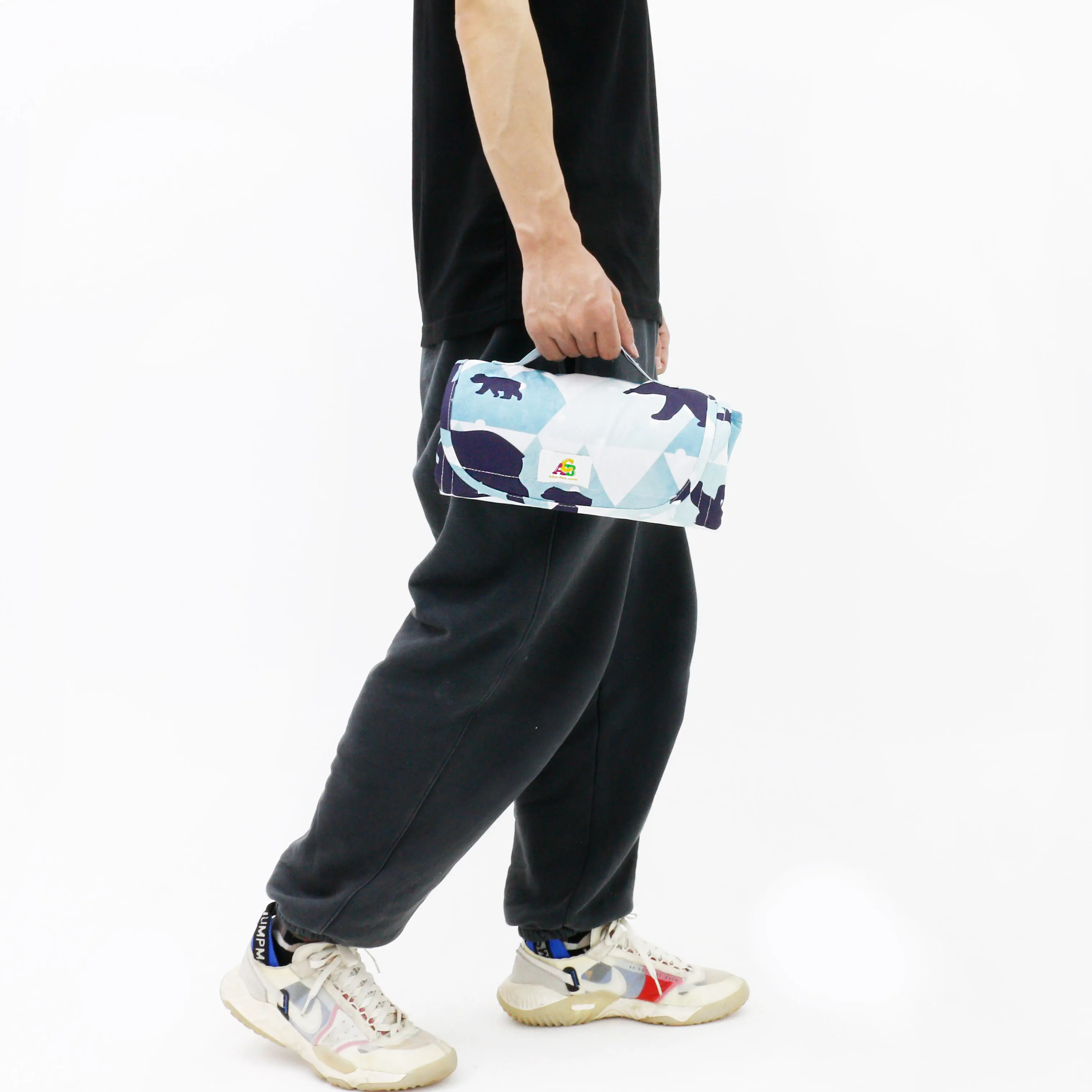 Thickened Outdoor Portable Travel Folding Pet Bed Mat Beach Camping Dog Mattress Puppy Dog Cat Sofa Cushion