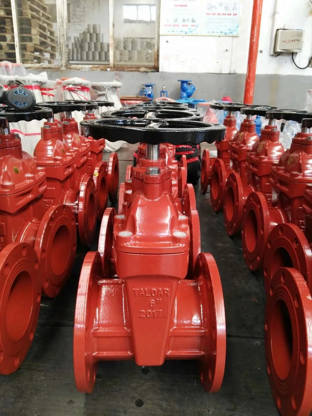 Brass nut on top DIN 3352 GGG50 GGG40 PN16 PN10 Ductile Iron Resilient Seal Gate Valve with brass