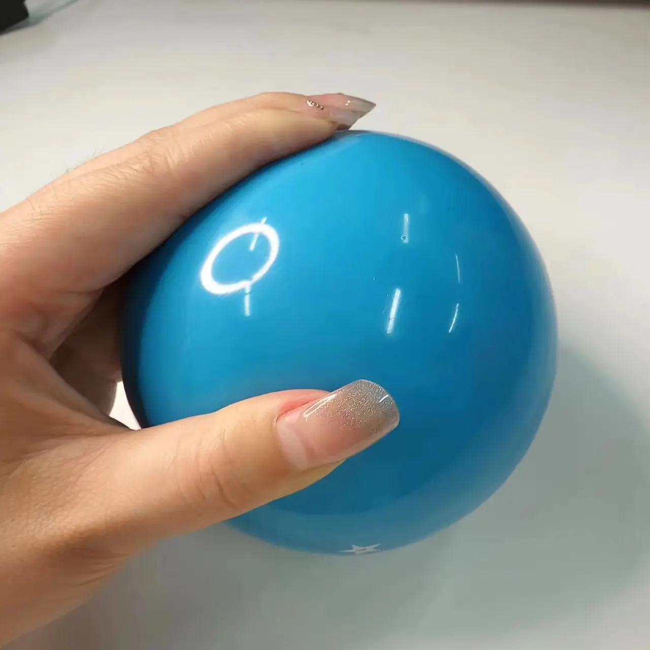 2Lb PVC Sand-Filled Softball Effective Gym Weight & Strength Training Medicine Ball for Rehab Exercises