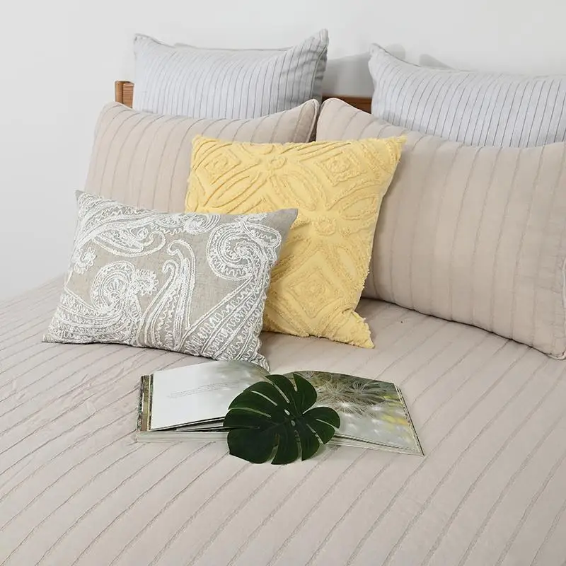 Oem White Quilt Duvet Beddings With Duvet Cover Set