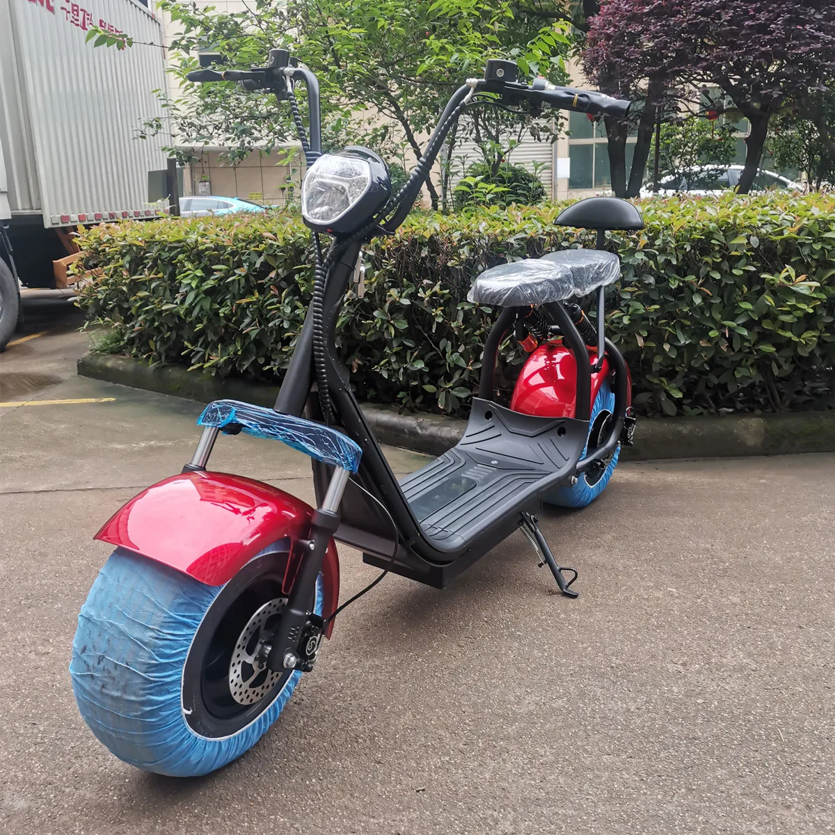hot and popular electric scooter fat tire 2 wheel seev citycoco electric scooter electric motorcycle