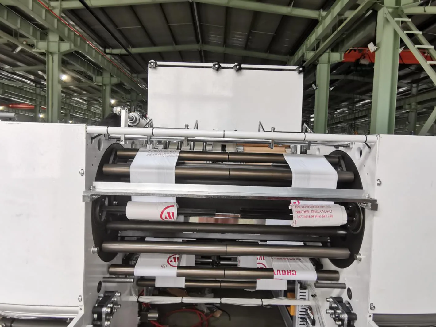 Машина для переворачивания мусорных мешков для футболок и плоских мешков