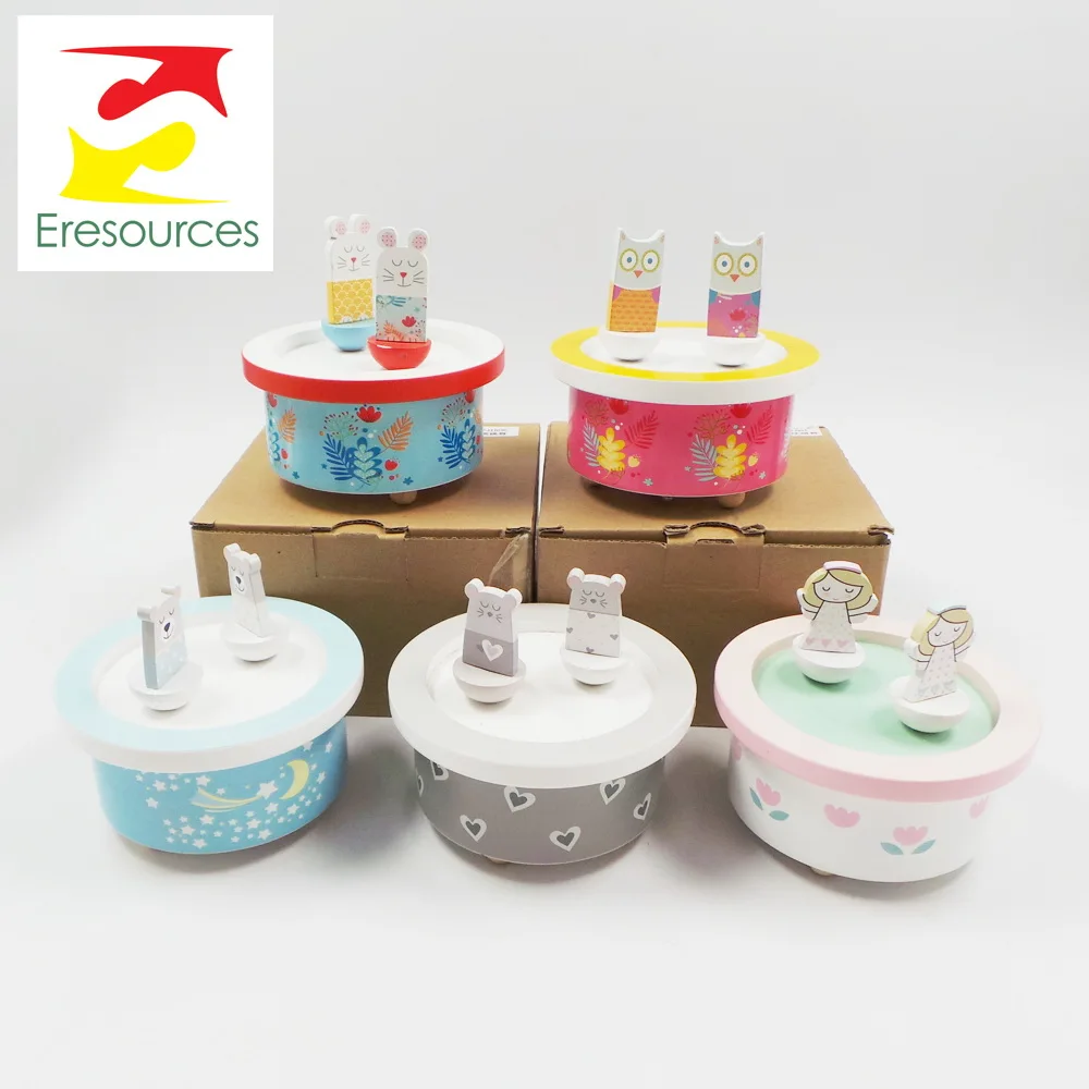 Wood Wind Up Music Box Dancing Owl