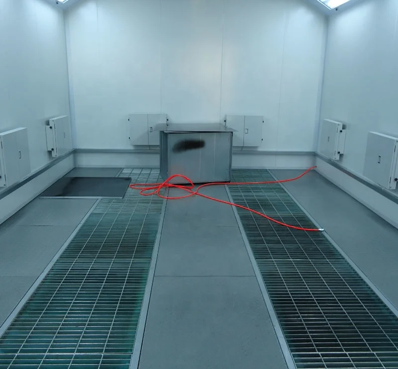 EU Standard High Grade Electric Heating Lamp Painting Booth With Filters 24kw Car Body Polishing And Painting Spray Camera