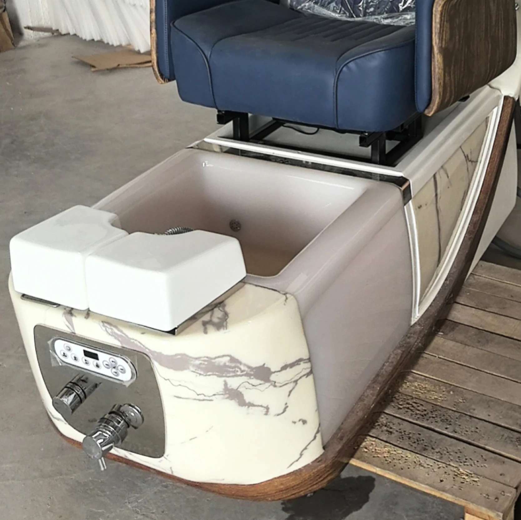 Sincoo Customized Luxury Egg Hot Sale Fashion Salon Massage Spa Jet Manicure Pedicure Chair