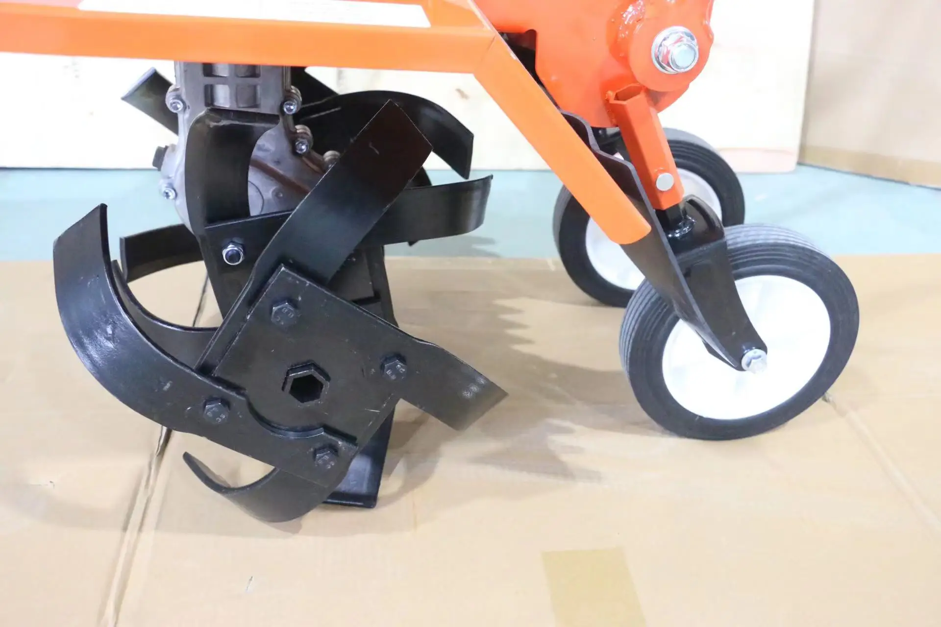 Gasoline and Diesel Engine Power Rotary Cultivator Farming Equipment for Cultivating & Tilling