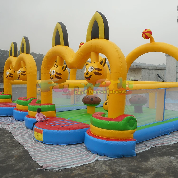 Inflatable Trampoline Party Game Obstacle Course Jumping Bouncy Houses Bounce House Jumper Castle Water Slide for Kids