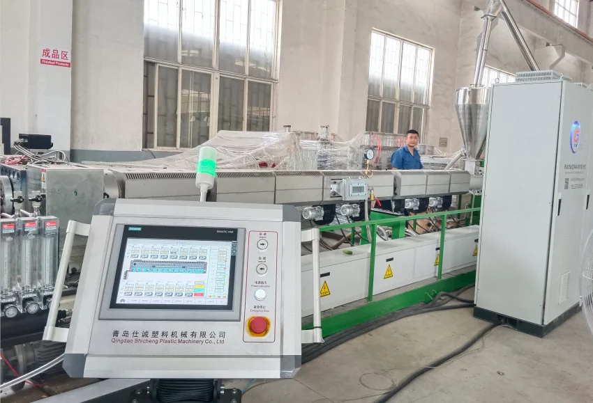 Width 1500 mm PP Plastic Polypropylene Hollow Sheets Extrusion Line Machine Machinery