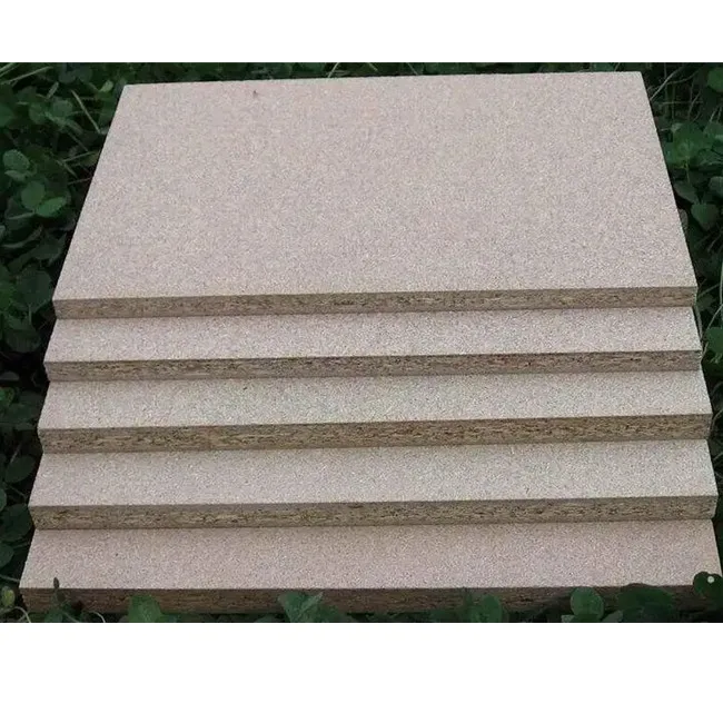 Hot Sale Plain Raw 1220x2440mm  15mm Wood Particle Board flakeboard chipboard for furniture cabinet