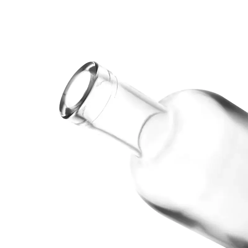 Round Vodka Glass Bottle Elegant Glass Bottle Vodka Liquor 350ml Thick Resistant Vodka With Cork
