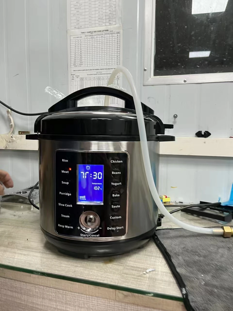 Factory direct 6L Non-Stick Coating Inner Pot sale custom Household electric pressure cooker