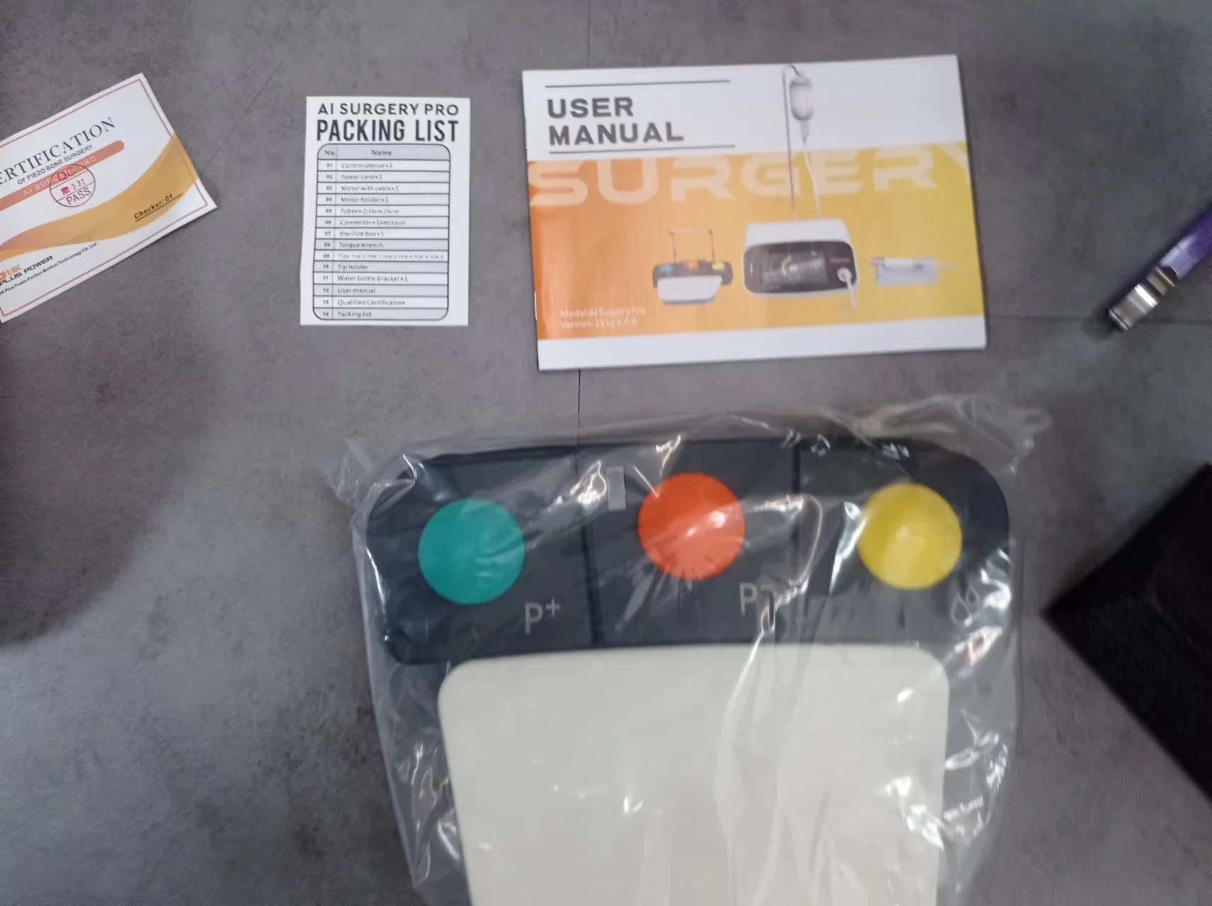 Piezo surgery with LED Light bone cut dental