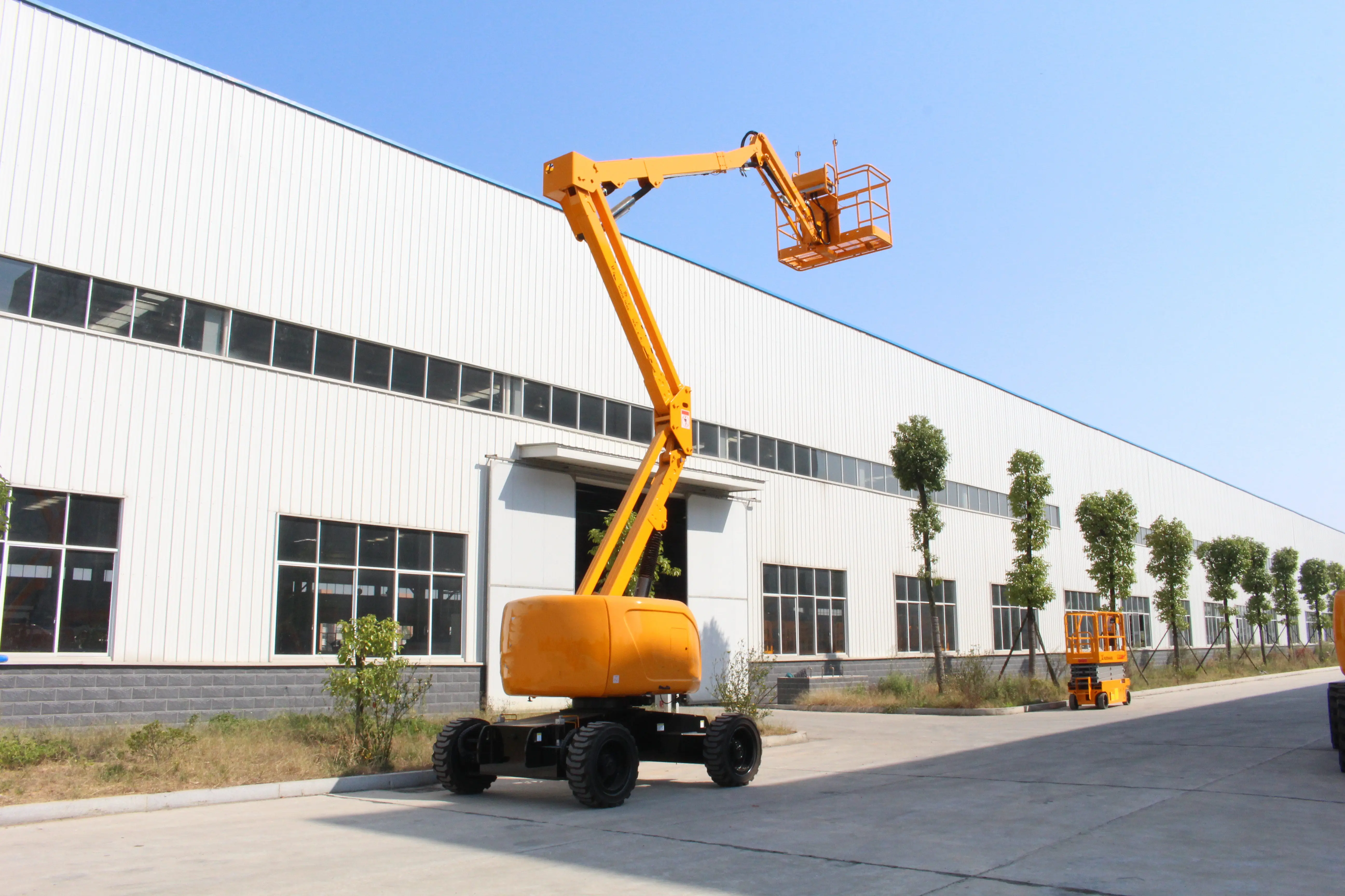 Small Boom Lift Platforms Articulated Telescopic Boom Lifts Elevator
