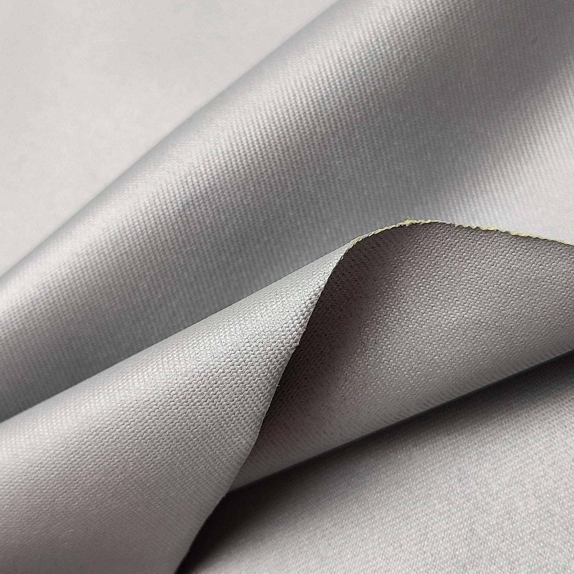 Interlock Silver-Coated Kevlar Fabric Aramid Fiber Woven Fireproof & Anti-Fire Clothing Flame Retardant Pattern