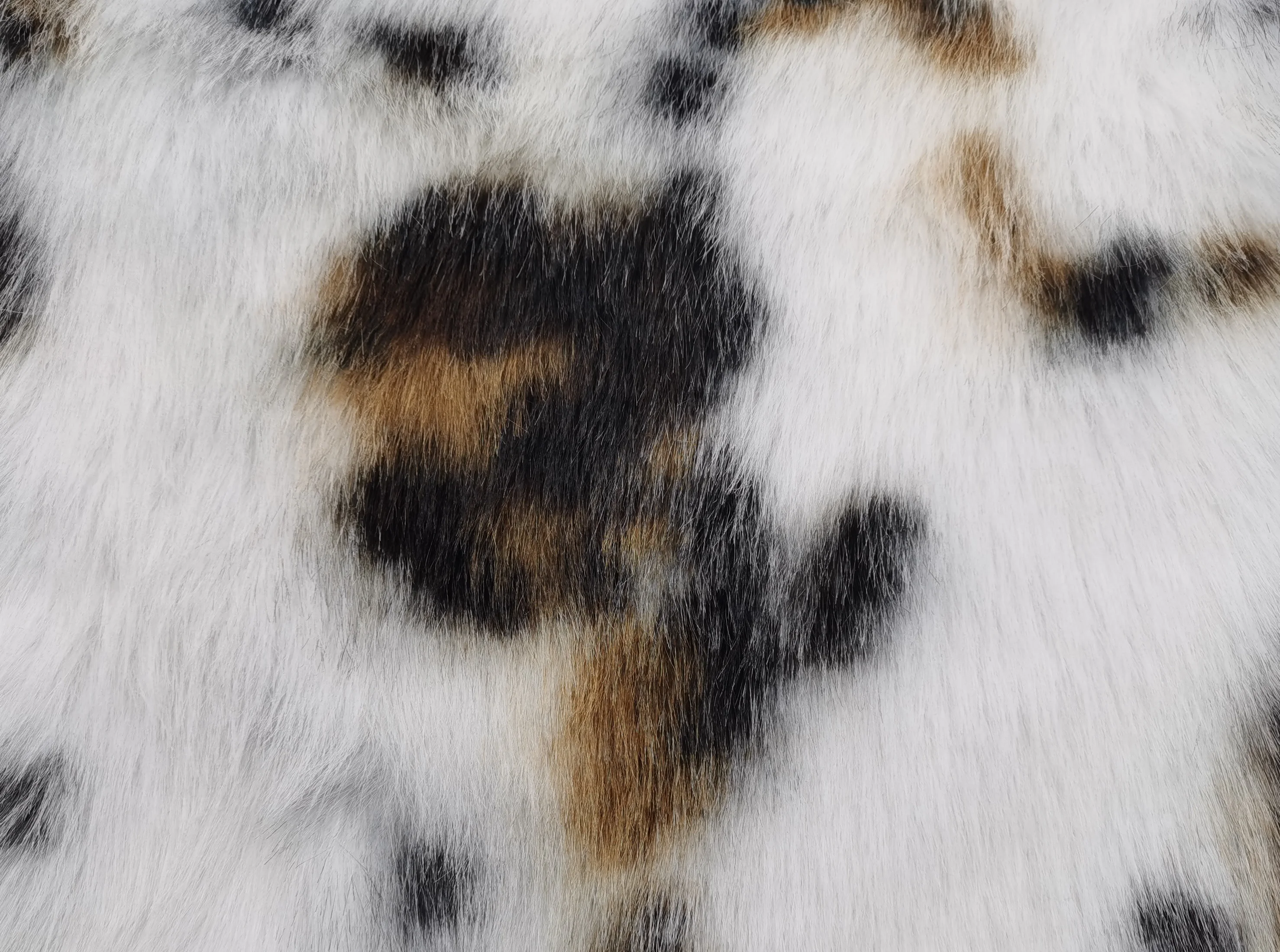 100% Polyester Warm Thick Printed Tuscany High Quality Faux Fake Animal Fur Fabric for Garment/ Home Textile/ Toys