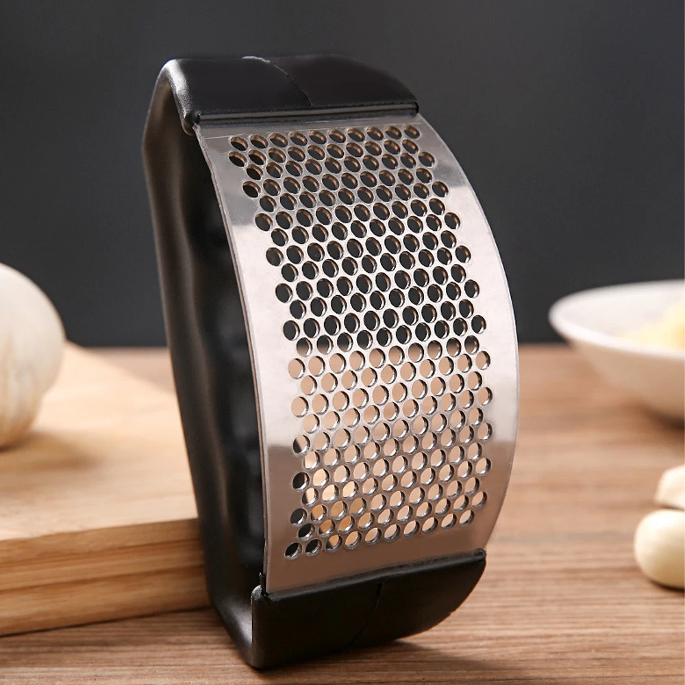 New Comfortable Wide Handle Manual Garlic Press Rocker Circular Curved Garlic Mincer Crusher Grinder Masher