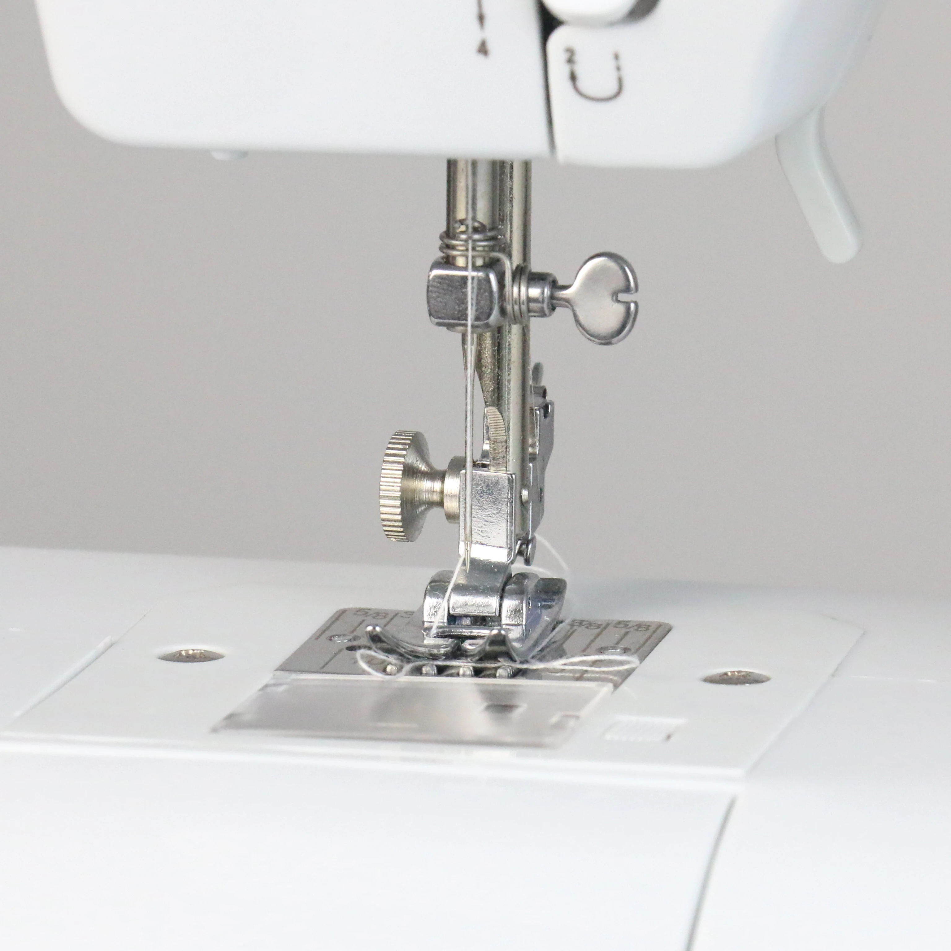 HK-702  Domestic sewing machine Mini Household machine small size and good looking design